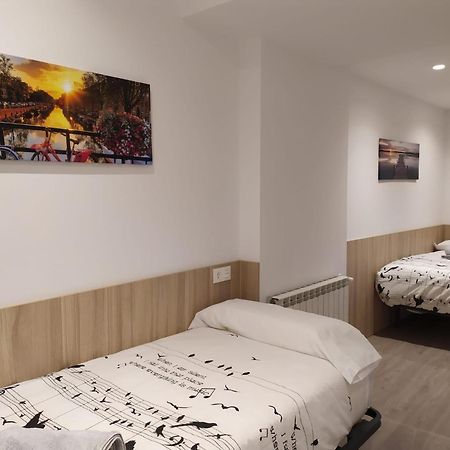Welcoming Apart Old Town Pampelune Extérieur photo